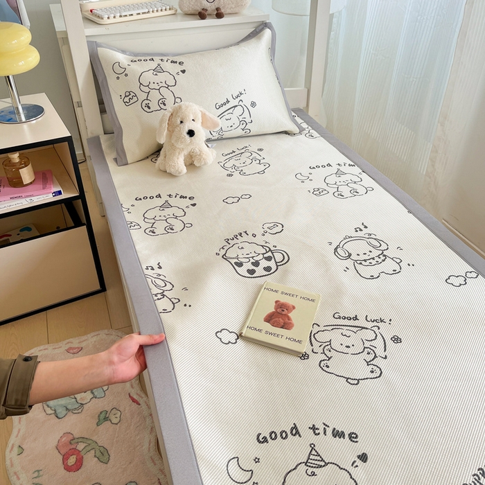 91家纺网 家纺一手货源 找家纺 川悦生活2025新款小清新冰藤席学生款 开心旺仔