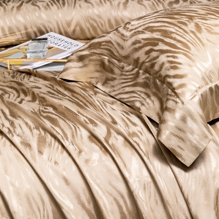 91家纺网 家纺一手货源 找家纺 晋瑞 红顶鹅绒馆 2025真丝天丝大提花四件套 亨利