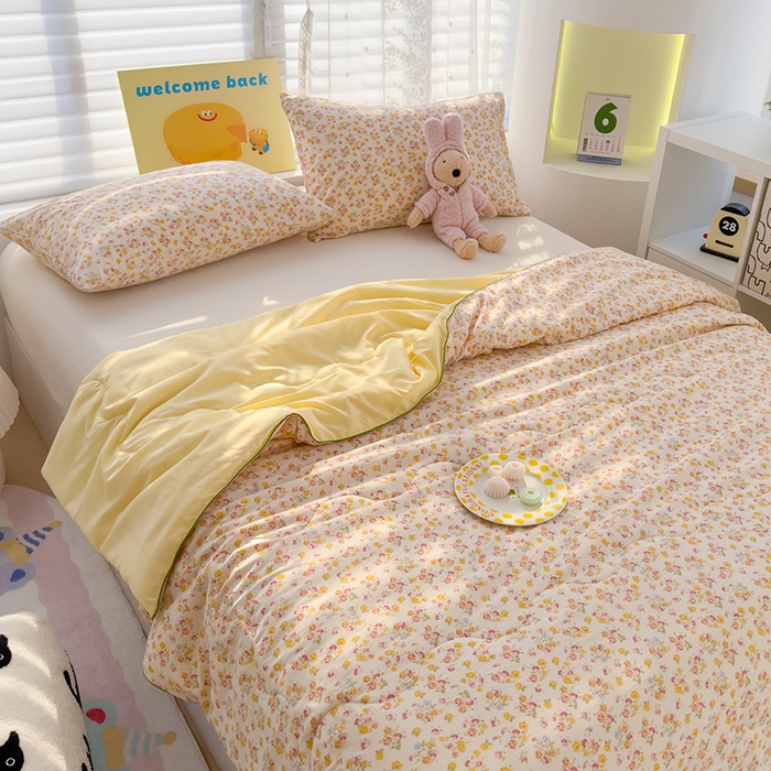 91家纺网 家纺一手货源 找家纺 弗苓家纺 2025新款A类皱皱纱印花夏被 爱丽丝