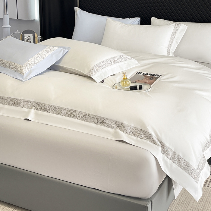 91家纺网 家纺一手货源 找家纺 2025新款A类100支长绒棉夹棉床盖床笠四件套全棉纯棉床单加厚高端重工刺绣四季款床上用品 诺兰-白灰