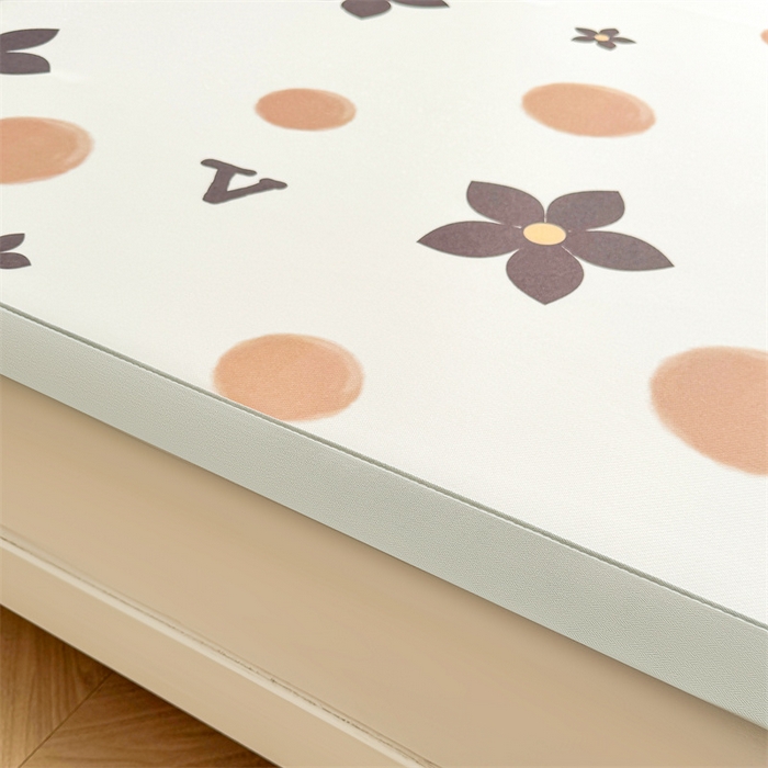 91家纺网 家纺一手货源 找家纺 雯豆2025春夏新款碳光冰丝席三件套A类凉感印花三明治凉席 碳光冰丝席-绑带款-五瓣花