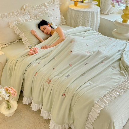 丝印良品 2025针织提花绣花小清新夏被四件套 草莓-薄荷绿