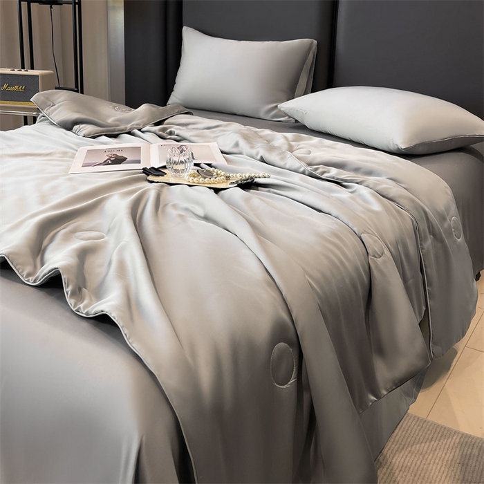 91家纺网 家纺一手货源 找家纺 雯豆天丝夏被纯色拼色A类莱赛尔凉感被子轻奢夏凉被子四件套 洛神珠-轻奢灰