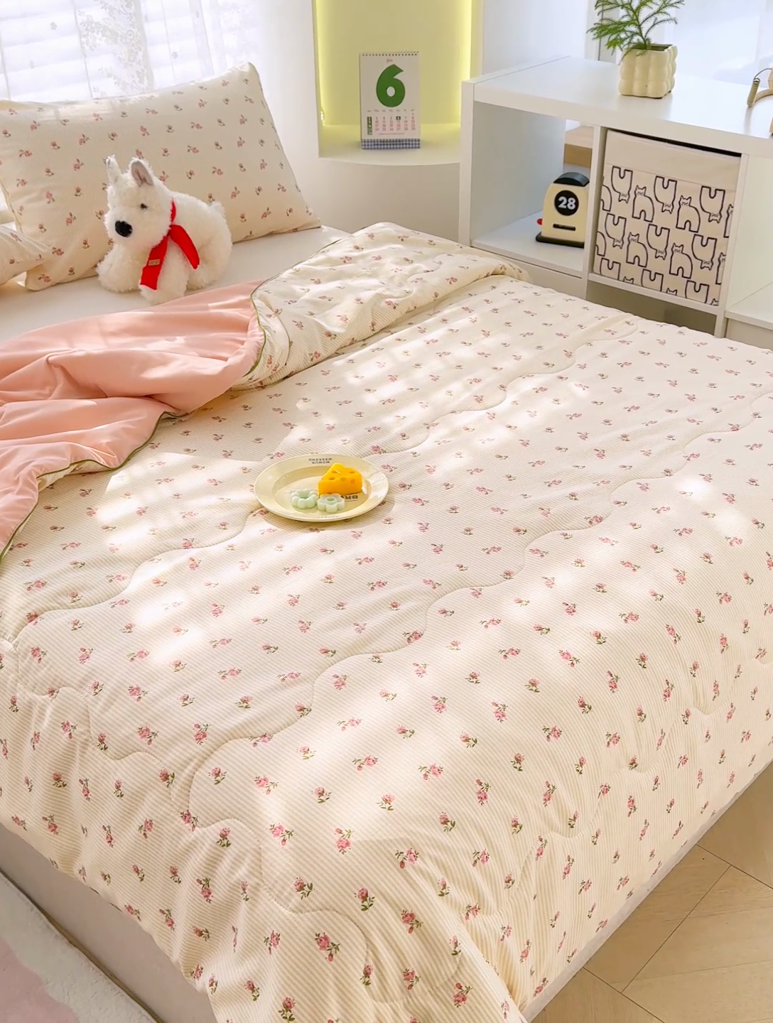 91家纺网 家纺一手货源 找家纺 弗苓家纺 2025新款A类皱皱纱印花夏被 花开宿语