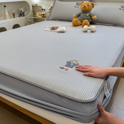眠多宝 2026新款乙纶冰豆豆凉席凉席可折叠空调席冰丝席防滑床笠款 优雅灰（床笠款）