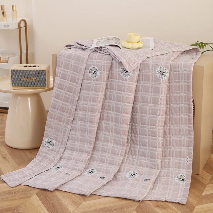 91家纺网 家纺一手货源 找家纺 被多多被业 2025新款亲肤绒多针绗绣工艺夏被空调被 泡泡牛