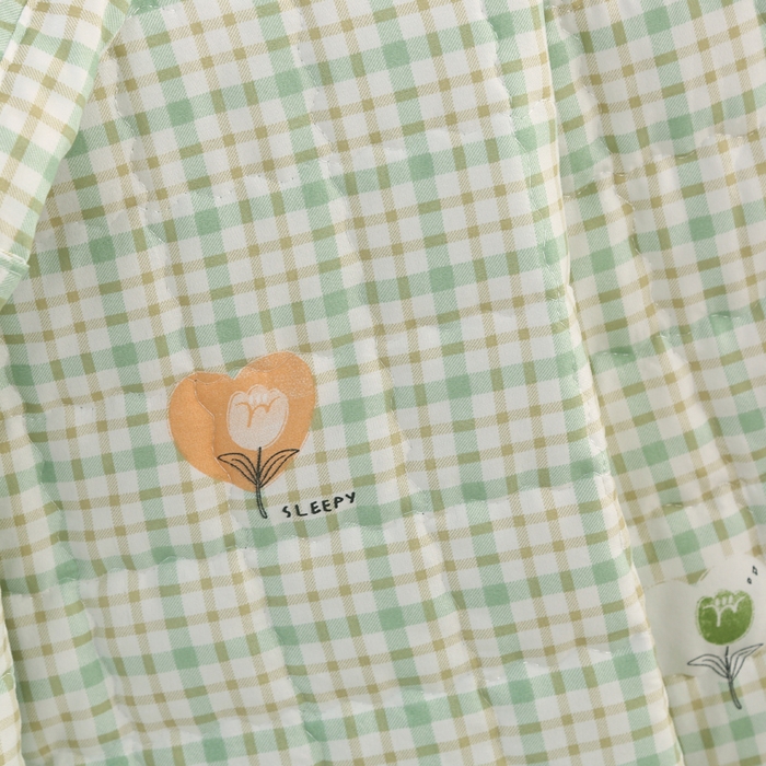 91家纺网 家纺一手货源 找家纺 被多多被业 2025新款亲肤绒多针绗绣工艺夏被空调被 一朵花-绿