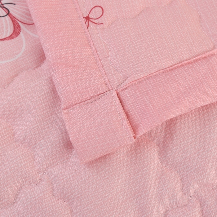 91家纺网 家纺一手货源 找家纺 被多多被业 2025新款亲肤绒多针绗绣工艺夏被空调被 夏花依旧