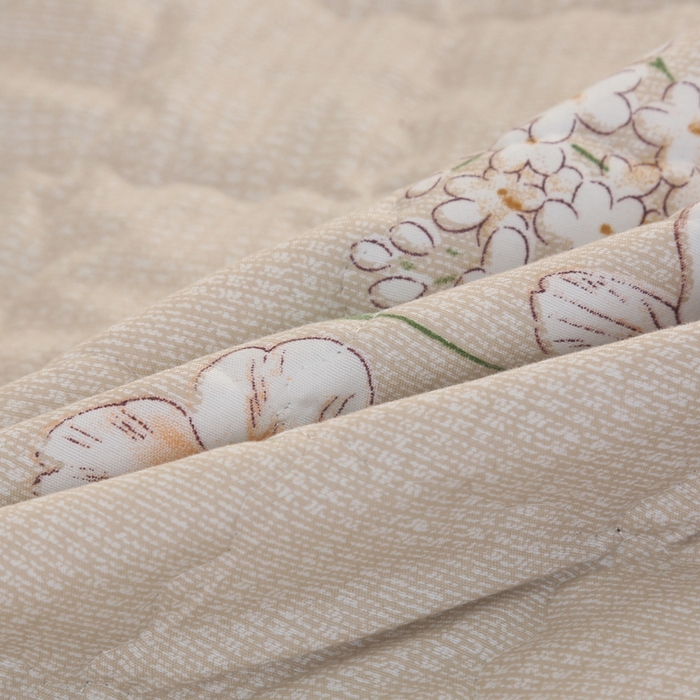 91家纺网 家纺一手货源 找家纺 被多多被业 2025新款亲肤绒多针绗绣工艺夏被空调被 栀子花信