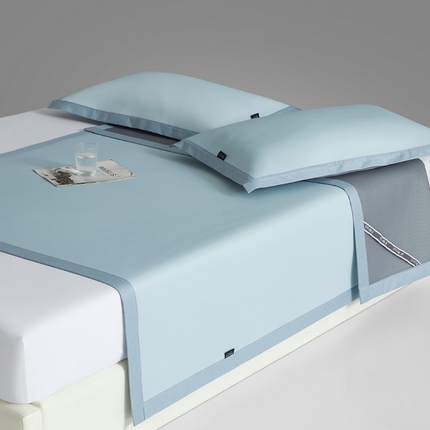 91家纺网 家纺一手货源 找家纺 席世家 2025新款云母凉感席 宾利蓝绑带款