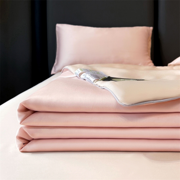 91家纺网 家纺一手货源 找家纺 雯豆天丝夏被纯色拼色A类莱赛尔凉感被子轻奢夏凉被子四件套 洛神珠-芭比粉+摩咖色