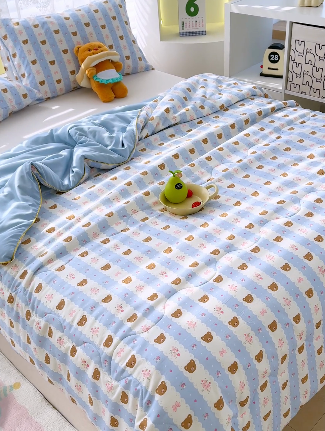 91家纺网 家纺一手货源 找家纺 弗苓家纺 2025新款A类皱皱纱印花夏被 格语