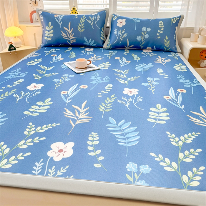 91家纺网 家纺一手货源 找家纺 雯豆2025春夏新款碳光冰丝席三件套A类凉感印花三明治凉席 碳光冰丝席-绑带款-花影动