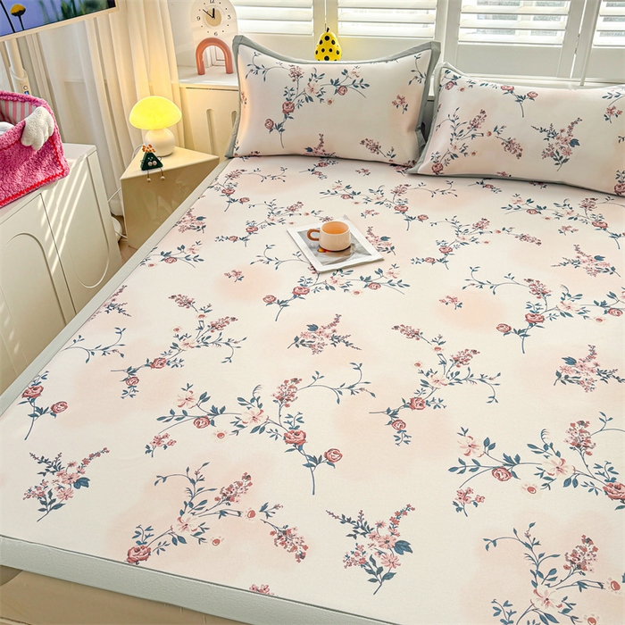 91家纺网 家纺一手货源 找家纺 雯豆2025春夏新款碳光冰丝席三件套A类凉感印花三明治凉席 碳光冰丝席-绑带款-闻香玫瑰