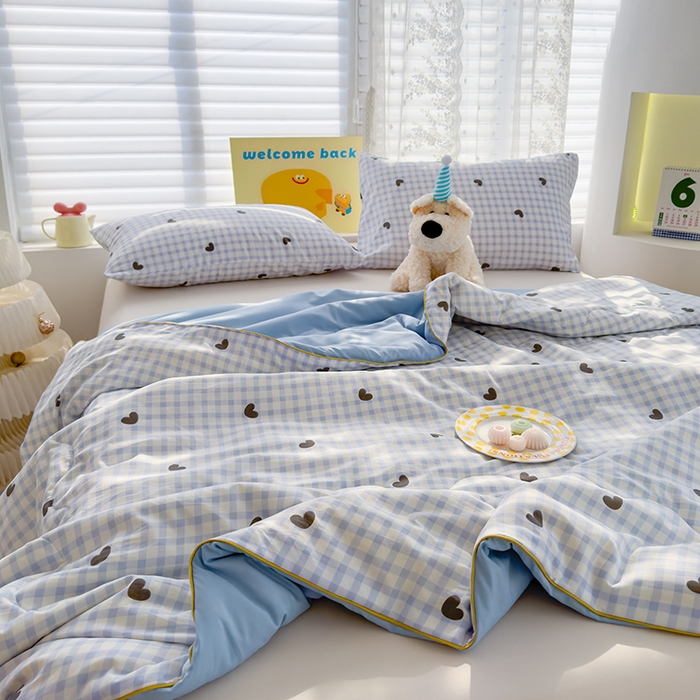 91家纺网 家纺一手货源 找家纺 弗苓家纺 2025新款A类皱皱纱印花夏被 格语