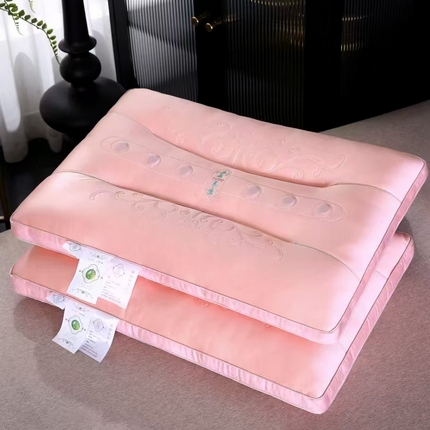 91家纺网 家纺一手货源 找家纺 云熙枕业 2025新款高科技玉石养生枕枕头枕芯 粉色