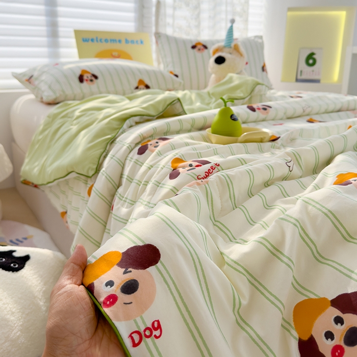 91家纺网 家纺一手货源 找家纺 弗苓家纺 2025新款A类皱皱纱印花夏被 眠眠狗