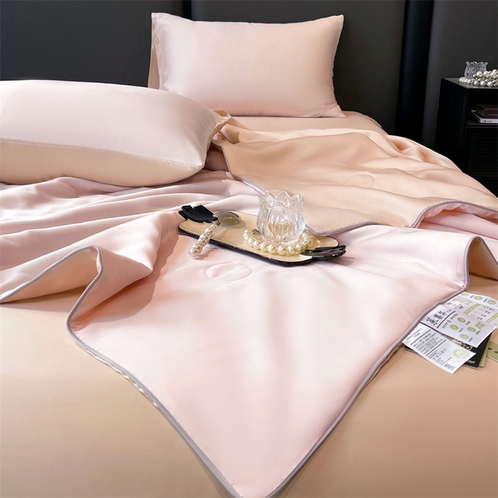 91家纺网 家纺一手货源 找家纺 雯豆天丝夏被纯色拼色A类莱赛尔凉感被子轻奢夏凉被子四件套 洛神珠-芭比粉+摩咖色