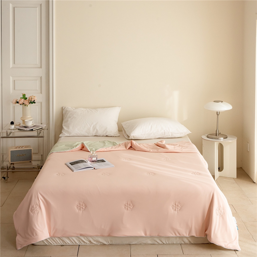 91家纺网 家纺一手货源 找家纺 （总）法芙娜家纺  2025新品雪花冰皮被170克锦纶氨纶空调被夏被