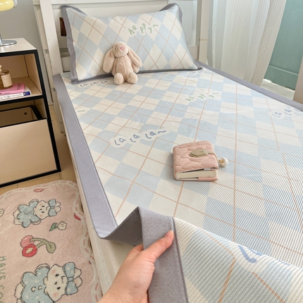 91家纺网 家纺一手货源 找家纺 （总）川悦生活2025新款小清新冰藤席学生款