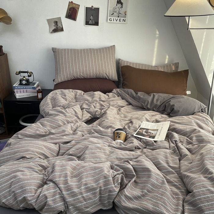 91家纺网 家纺一手货源 找家纺 羋多（原穆琪） 2025新款全棉色织提花人字斜四件套-美拉德系列 美拉德-暮光灰