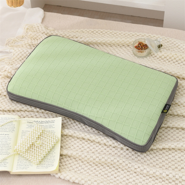 91家纺网 家纺一手货源 找家纺 （总）芯洲 2025新款荞麦壳针织棉面包工艺枕简约成人枕芯枕头