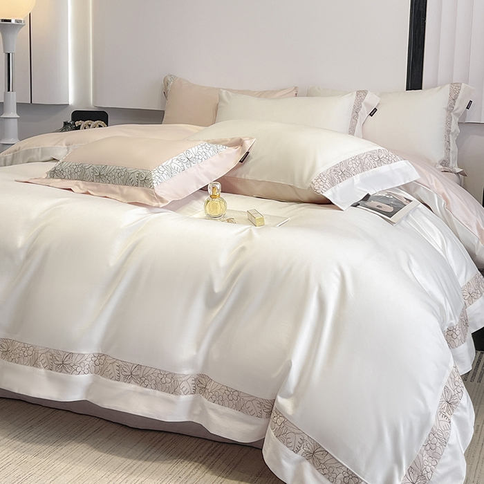 91家纺网 家纺一手货源 找家纺 2025新款轻奢A类母婴级长绒棉全工艺刺绣四件套纯棉全棉高端春夏季爆款床上用品 诺兰-白粉