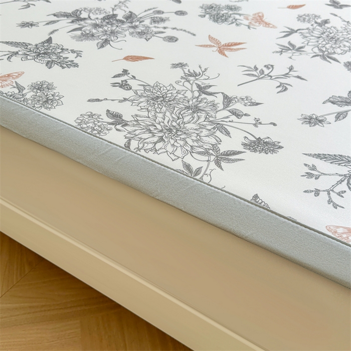 91家纺网 家纺一手货源 找家纺 雯豆2025春夏新款碳光冰丝席三件套A类凉感印花三明治凉席 碳光冰丝席-绑带款-笔墨书香