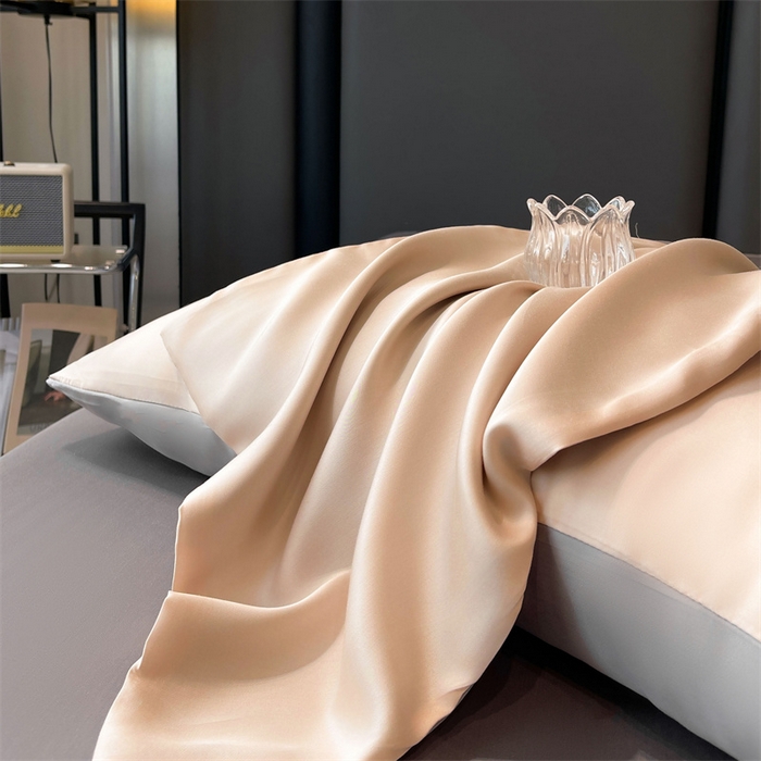 91家纺网 家纺一手货源 找家纺 雯豆天丝夏被纯色拼色A类莱赛尔凉感被子轻奢夏凉被子四件套 洛神珠-香槟金+轻奢灰