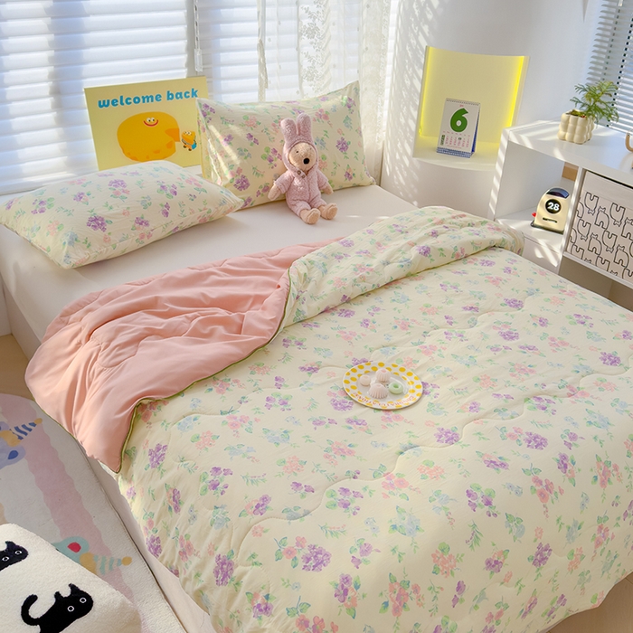 91家纺网 家纺一手货源 找家纺 弗苓家纺 2025新款A类皱皱纱印花夏被 夕颜