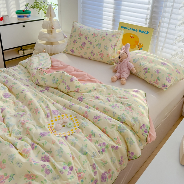 91家纺网 家纺一手货源 找家纺 弗苓家纺 2025新款A类皱皱纱印花夏被 夕颜