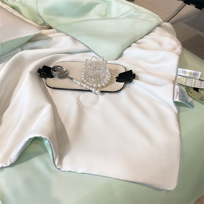 91家纺网 家纺一手货源 找家纺 雯豆天丝夏被纯色拼色A类莱赛尔凉感被子轻奢夏凉被子四件套 洛神珠-象牙白+浅艾绿