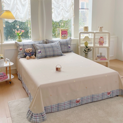 91家纺网 家纺一手货源 找家纺 （总）铭博家纺 2025新款直播热款全棉吊边一字绣工艺款13070印花全棉单床单