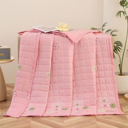 被多多被业 2025新款亲肤绒多针绗绣工艺夏被空调被 夏花依旧