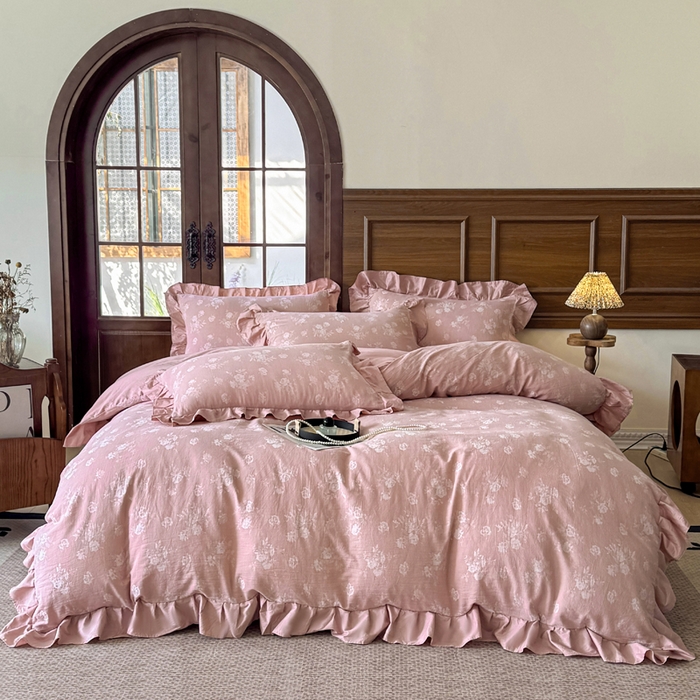 91家纺网 家纺一手货源 找家纺 锦格家纺 2025年春夏新款A类全棉纯棉色织三层纱提花四件套 森妮