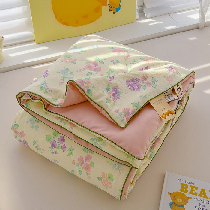 91家纺网 家纺一手货源 找家纺 弗苓家纺 2025新款A类皱皱纱印花夏被 夕颜