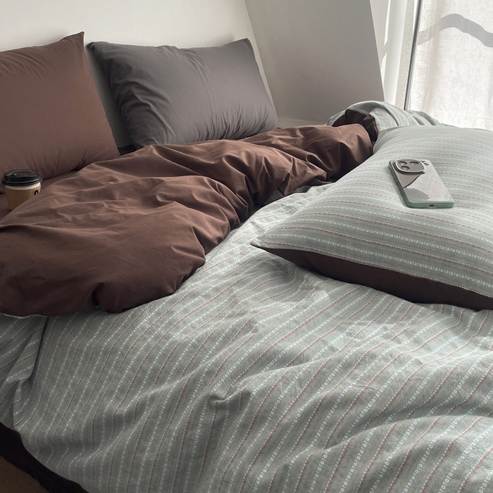 91家纺网 家纺一手货源 找家纺 羋多（原穆琪） 2025新款全棉色织提花人字斜四件套-美拉德系列 美拉德-烟雨青