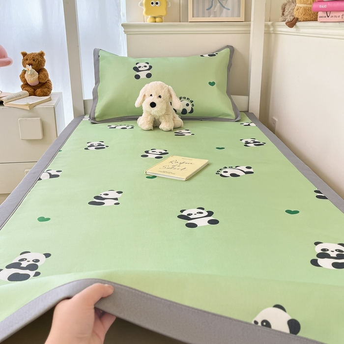 91家纺网 家纺一手货源 找家纺 川悦生活2025新款600D立体宽边印花冰丝席学生床 可爱布乖