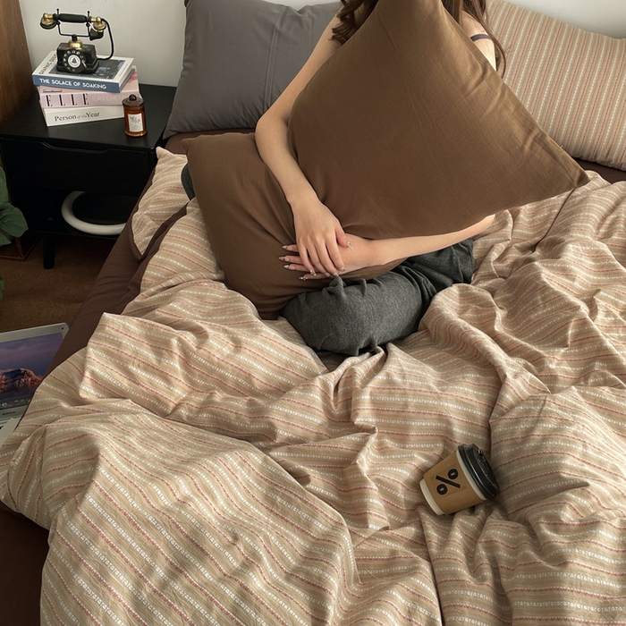 91家纺网 家纺一手货源 找家纺 羋多（原穆琪） 2025新款全棉色织提花人字斜四件套-美拉德系列 美拉德-糖杏仁