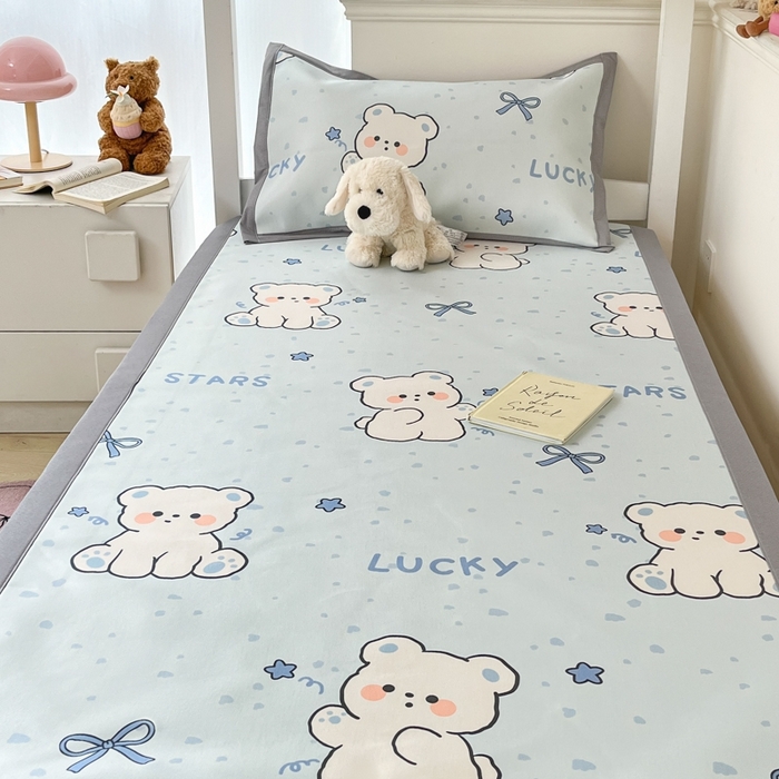 91家纺网 家纺一手货源 找家纺 川悦生活2025新款600D立体宽边印花冰丝席学生床 冰星小熊