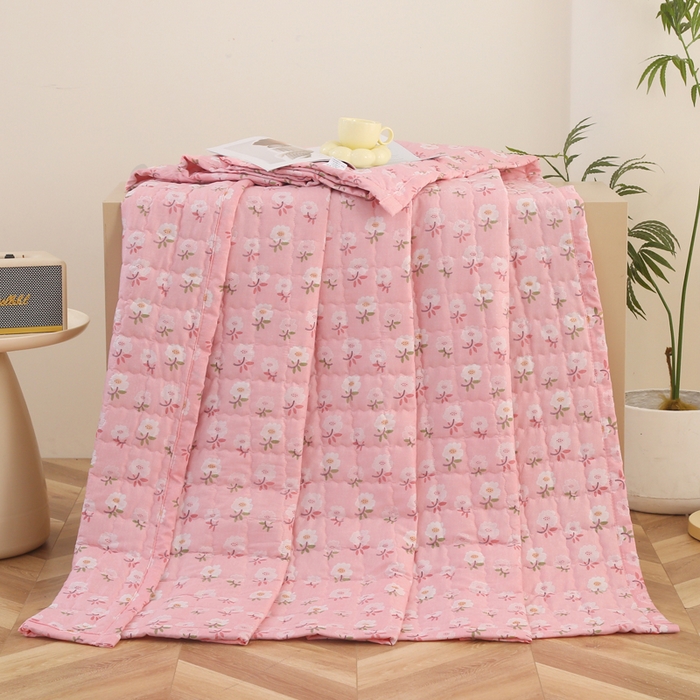 91家纺网 家纺一手货源 找家纺 被多多被业 2025新款亲肤绒多针绗绣工艺夏被空调被 樱花恋记