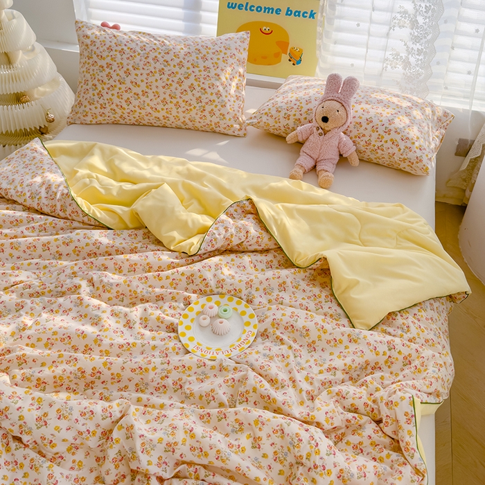 91家纺网 家纺一手货源 找家纺 弗苓家纺 2025新款A类皱皱纱印花夏被 爱丽丝