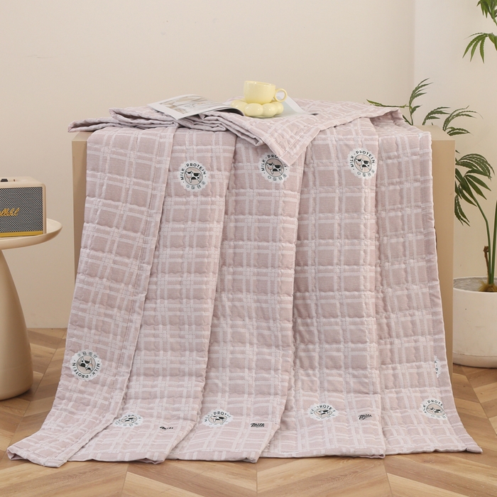 91家纺网 家纺一手货源 找家纺 被多多被业 2025新款亲肤绒多针绗绣工艺夏被空调被 泡泡牛