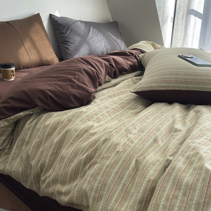 91家纺网 家纺一手货源 找家纺 羋多（原穆琪） 2025新款全棉色织提花人字斜四件套-美拉德系列 美拉德-琥珀绿