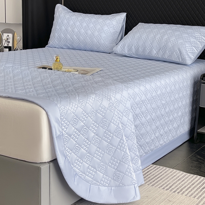 91家纺网 家纺一手货源 找家纺 2025新款A类100支长绒棉夹棉床盖三件套全棉纯棉加厚绗绣床单四季款床上用品 慕蓝