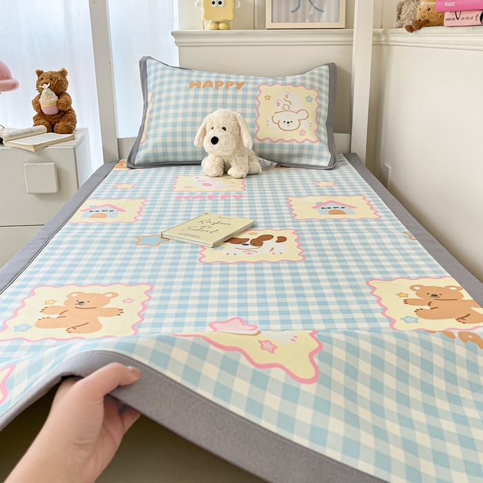 91家纺网 家纺一手货源 找家纺 川悦生活2025新款600D立体宽边印花冰丝席学生床 趣味Party