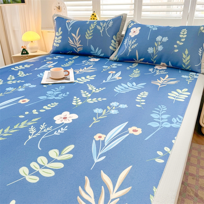 91家纺网 家纺一手货源 找家纺 雯豆2025春夏新款碳光冰丝席三件套A类凉感印花三明治凉席 碳光冰丝席-绑带款-花影动