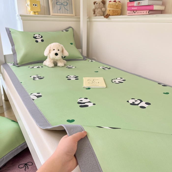 91家纺网 家纺一手货源 找家纺 川悦生活2025新款600D立体宽边印花冰丝席学生床 可爱布乖