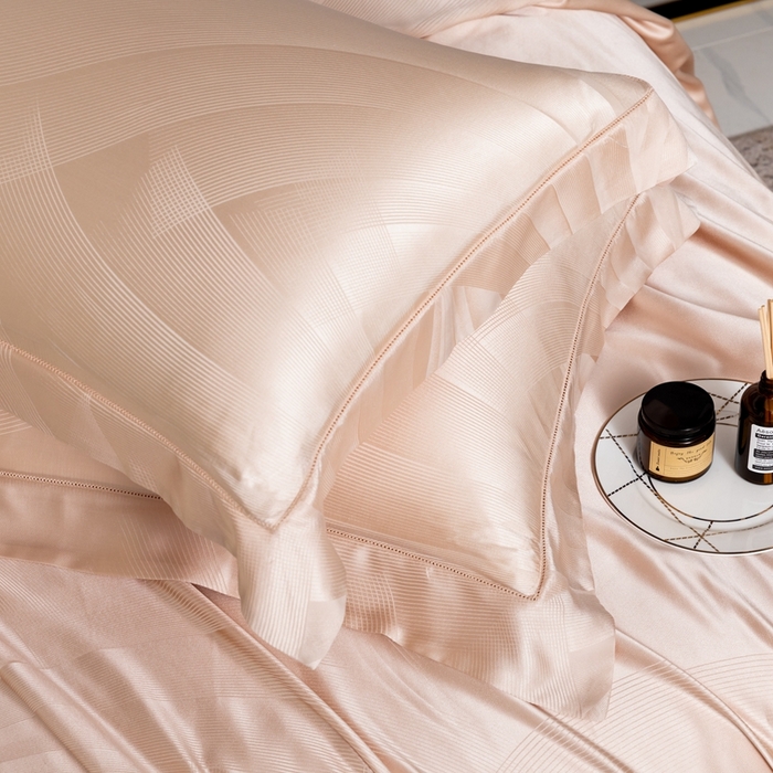 91家纺网 家纺一手货源 找家纺 晋瑞 红顶鹅绒馆 2025真丝天丝大提花四件套 陌上诗粉色