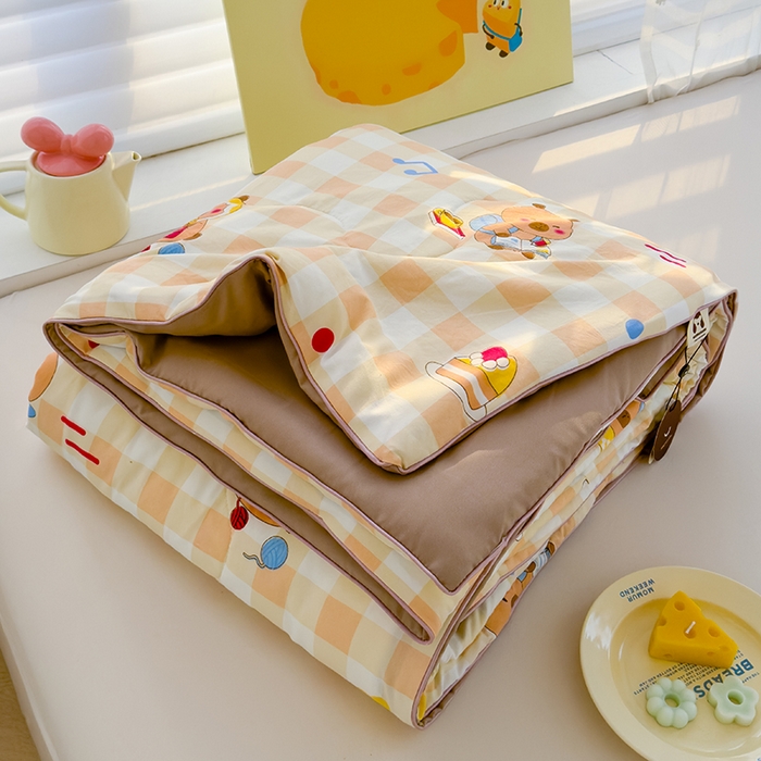 91家纺网 家纺一手货源 找家纺 弗苓家纺 2025新款A类皱皱纱印花夏被 卡皮巴拉